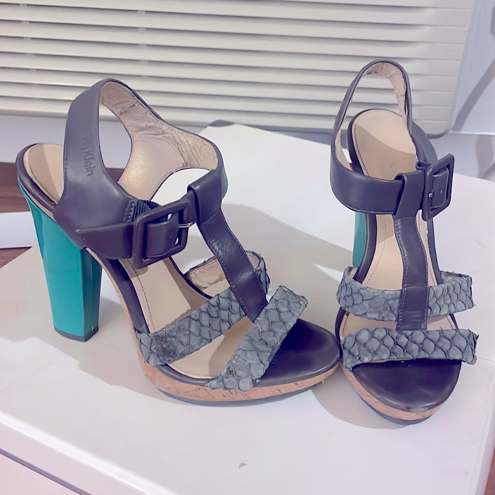 Calvin Klein grey cork and teal heels